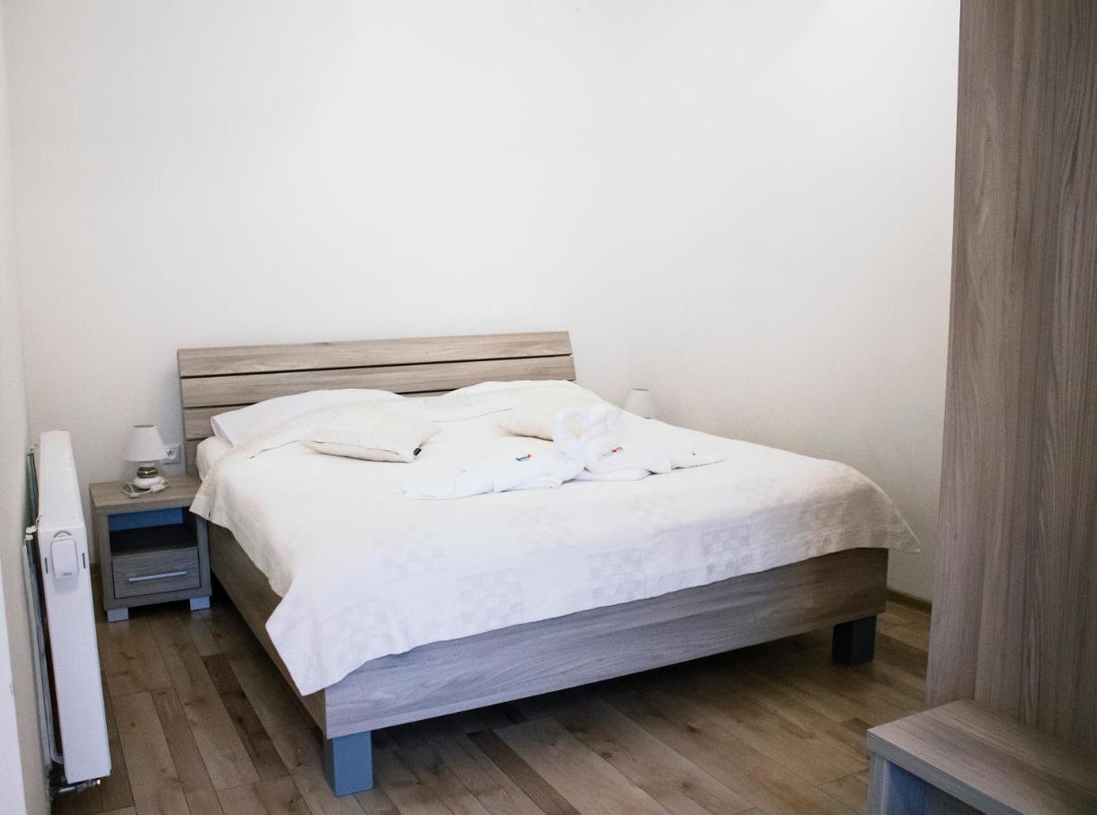 Penzion Anesis - Apartmány Turčianske Teplice Exterior foto