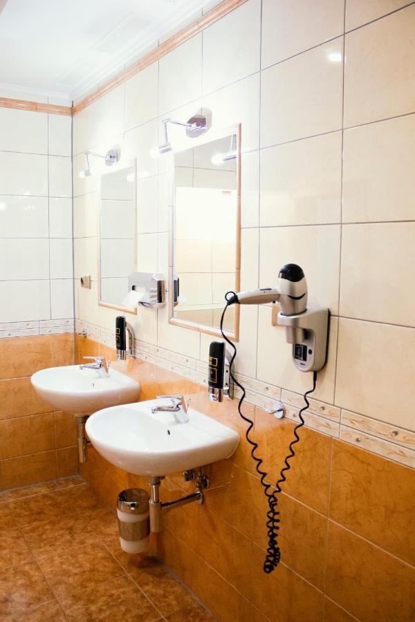 Penzion Anesis - Apartmány Turčianske Teplice Exterior foto